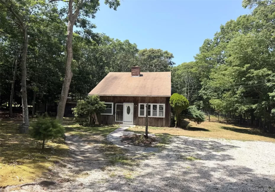 7 Albertines Lane, East Hampton, NY, 3 Bedrooms Bedrooms, 7 Rooms Rooms,2 BathroomsBathrooms,Residential,For Rent,Albertines,0,1022210 7 Albertines Lane, East Hampton, NY, 3 Bedrooms Bedrooms, 7 Rooms Rooms,2 BathroomsBathrooms,Residential,For Rent,Albertines,0,1022210
