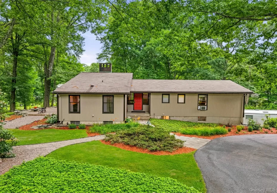 176 Route 118, Somers, NY, 4 Bedrooms Bedrooms, 9 Rooms Rooms,3 BathroomsBathrooms,Residential,For Rent,Route 118,0,1000328 176 Route 118, Somers, NY, 4 Bedrooms Bedrooms, 9 Rooms Rooms,3 BathroomsBathrooms,Residential,For Rent,Route 118,0,1000328