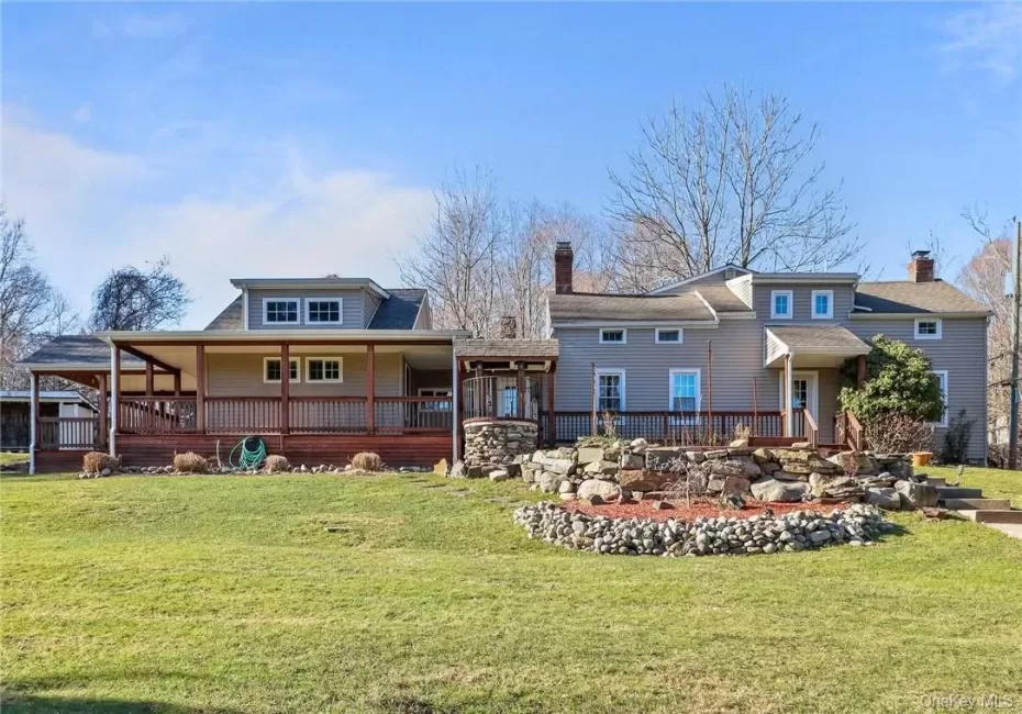 97 and 99 SMITH HILL Road, Ramapo, NY, 5 Bedrooms Bedrooms, 10 Rooms Rooms,3 BathroomsBathrooms,Residential,For Rent,SMITH HILL,0,1022289 97 and 99 SMITH HILL Road, Ramapo, NY, 5 Bedrooms Bedrooms, 10 Rooms Rooms,3 BathroomsBathrooms,Residential,For Rent,SMITH HILL,0,1022289