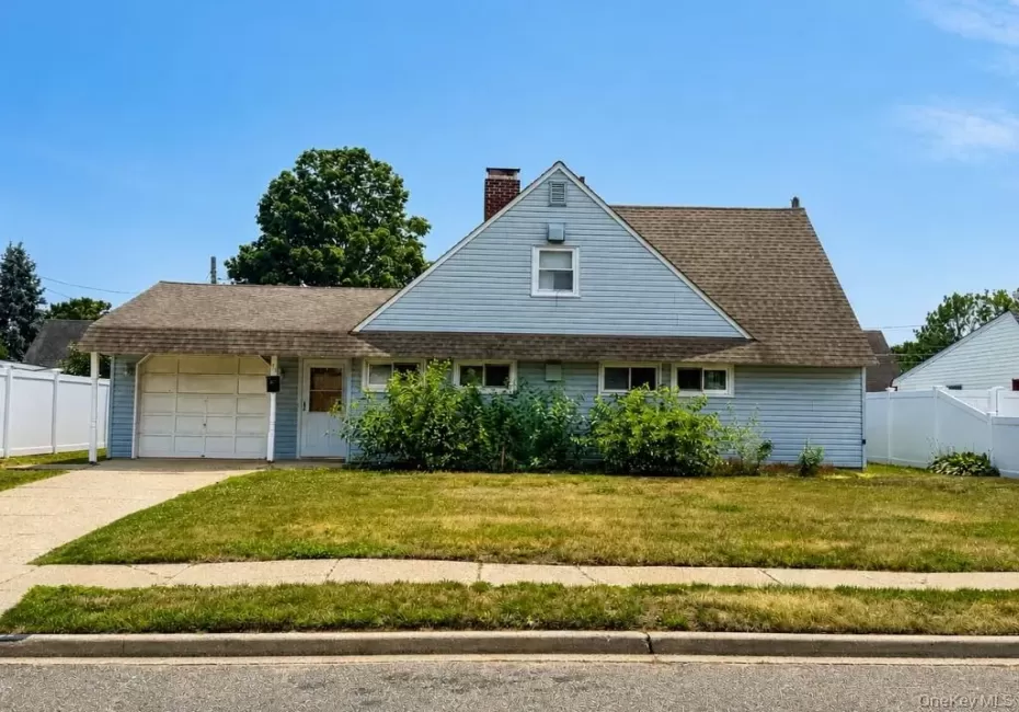 44 Mallard Road, Hempstead, NY, 4 Bedrooms Bedrooms, 6 Rooms Rooms,2 BathroomsBathrooms,Residential,For Rent,Mallard,0,1021038 44 Mallard Road, Hempstead, NY, 4 Bedrooms Bedrooms, 6 Rooms Rooms,2 BathroomsBathrooms,Residential,For Rent,Mallard,0,1021038