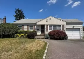 28 Wensley Road, Oyster Bay, NY, 3 Bedrooms Bedrooms, 6 Rooms Rooms,2 BathroomsBathrooms,Residential Lease,For Rent,Wensley,0,1022383 28 Wensley Road, Oyster Bay, NY, 3 Bedrooms Bedrooms, 6 Rooms Rooms,2 BathroomsBathrooms,Residential Lease,For Rent,Wensley,0,1022383