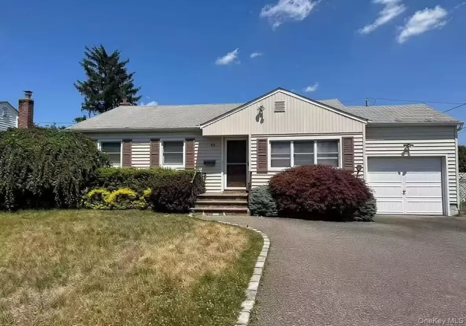 28 Wensley Road, Oyster Bay, NY, 3 Bedrooms Bedrooms, 6 Rooms Rooms,2 BathroomsBathrooms,Residential Lease,For Rent,Wensley,0,1022383 28 Wensley Road, Oyster Bay, NY, 3 Bedrooms Bedrooms, 6 Rooms Rooms,2 BathroomsBathrooms,Residential Lease,For Rent,Wensley,0,1022383