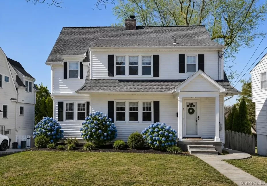 9 Rutgers Place, Eastchester, NY, 4 Bedrooms Bedrooms, 8 Rooms Rooms,2 BathroomsBathrooms,Residential Lease,For Rent,Rutgers,0,1018618 9 Rutgers Place, Eastchester, NY, 4 Bedrooms Bedrooms, 8 Rooms Rooms,2 BathroomsBathrooms,Residential Lease,For Rent,Rutgers,0,1018618
