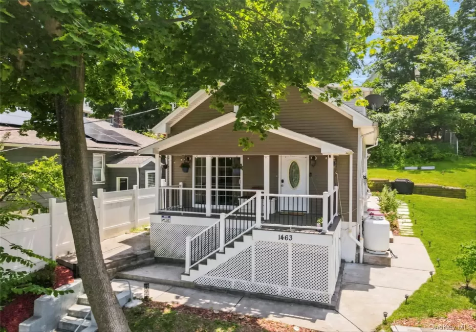 1463 Lincoln Terrace, Peekskill, NY, 3 Bedrooms Bedrooms, 5 Rooms Rooms,2 BathroomsBathrooms,Residential,For Rent,Lincoln,0,1022124 1463 Lincoln Terrace, Peekskill, NY, 3 Bedrooms Bedrooms, 5 Rooms Rooms,2 BathroomsBathrooms,Residential,For Rent,Lincoln,0,1022124