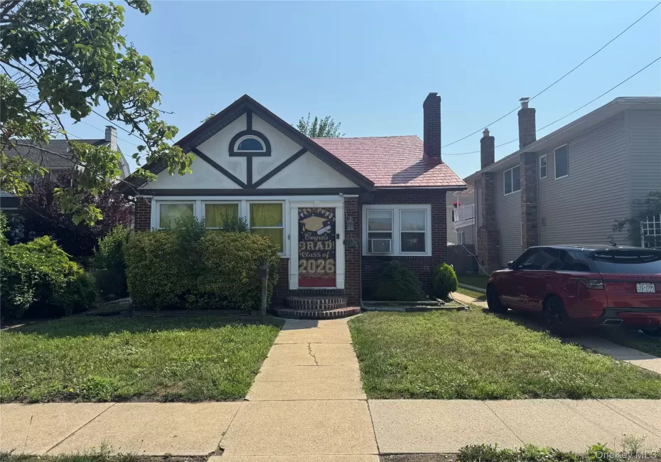 3369 Bay Front Drive, Hempstead, NY, 4 Bedrooms Bedrooms, 9 Rooms Rooms,1 BathroomBathrooms,Residential Lease,For Rent,Bay Front,0,1022376 3369 Bay Front Drive, Hempstead, NY, 4 Bedrooms Bedrooms, 9 Rooms Rooms,1 BathroomBathrooms,Residential Lease,For Rent,Bay Front,0,1022376