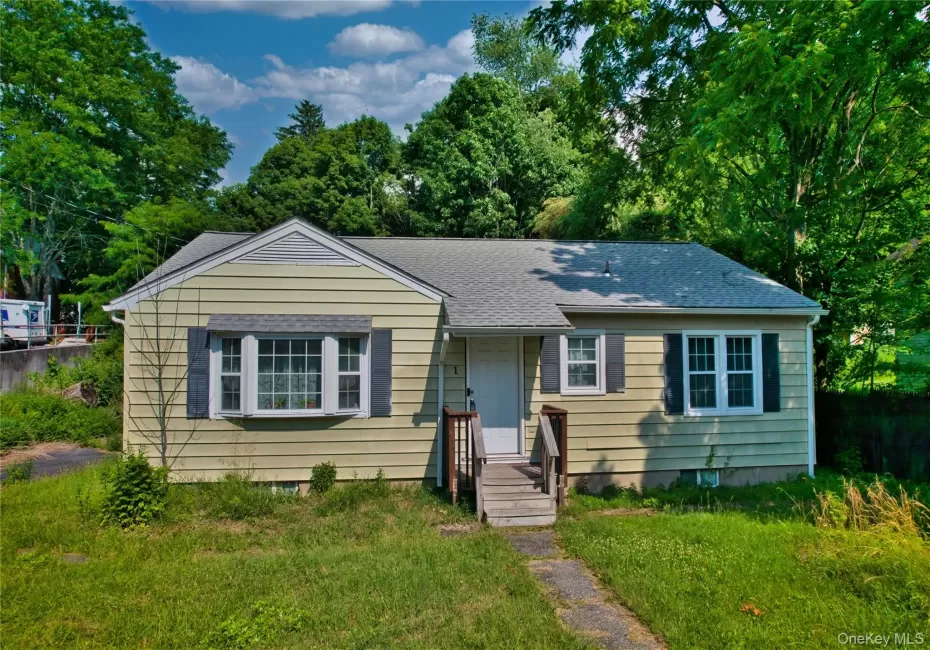 1 Orchard Street, Mount Hope, NY, 2 Bedrooms Bedrooms, 7 Rooms Rooms,2 BathroomsBathrooms,Residential,For Rent,Orchard,0,1022263 1 Orchard Street, Mount Hope, NY, 2 Bedrooms Bedrooms, 7 Rooms Rooms,2 BathroomsBathrooms,Residential,For Rent,Orchard,0,1022263