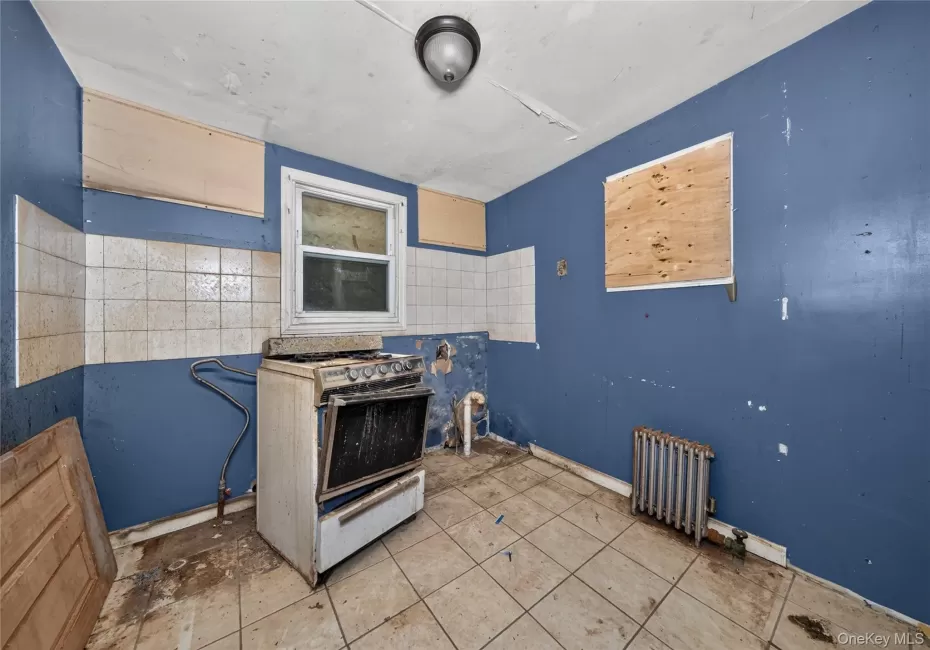 10 Best Street, Hempstead, NY, 3 Bedrooms Bedrooms, 4 Rooms Rooms,1 BathroomBathrooms,Residential,For Rent,Best,0,1022091 10 Best Street, Hempstead, NY, 3 Bedrooms Bedrooms, 4 Rooms Rooms,1 BathroomBathrooms,Residential,For Rent,Best,0,1022091