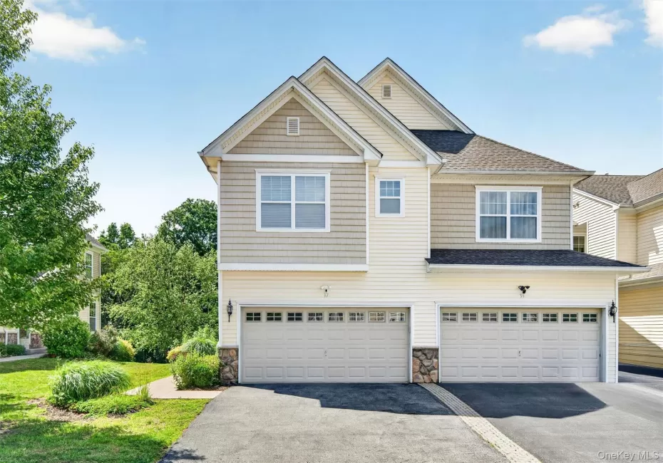 37 Meadow View Drive, Middletown, NY, 3 Bedrooms Bedrooms, 7 Rooms Rooms,2 BathroomsBathrooms,Residential,For Rent,Meadow View,0,1021212 37 Meadow View Drive, Middletown, NY, 3 Bedrooms Bedrooms, 7 Rooms Rooms,2 BathroomsBathrooms,Residential,For Rent,Meadow View,0,1021212