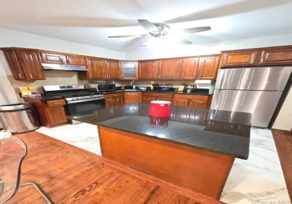 188-25 Mangin Avenue, New York, NY, 4 Bedrooms Bedrooms, 8 Rooms Rooms,2 BathroomsBathrooms,Residential Lease,For Rent,Mangin Avenue,0,1022548 188-25 Mangin Avenue, New York, NY, 4 Bedrooms Bedrooms, 8 Rooms Rooms,2 BathroomsBathrooms,Residential Lease,For Rent,Mangin Avenue,0,1022548