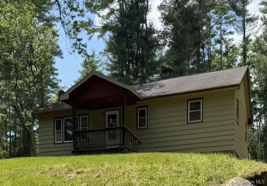 5 Steges Road, Highland, NY, 3 Bedrooms Bedrooms, 5 Rooms Rooms,1 BathroomBathrooms,Residential,For Rent,Steges,0,1022486 5 Steges Road, Highland, NY, 3 Bedrooms Bedrooms, 5 Rooms Rooms,1 BathroomBathrooms,Residential,For Rent,Steges,0,1022486
