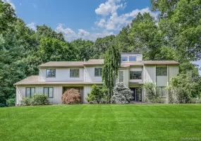 5 Zeck Court, Ramapo, NY, 5 Bedrooms Bedrooms, 10 Rooms Rooms,3 BathroomsBathrooms,Residential,For Rent,Zeck,0,1021410 5 Zeck Court, Ramapo, NY, 5 Bedrooms Bedrooms, 10 Rooms Rooms,3 BathroomsBathrooms,Residential,For Rent,Zeck,0,1021410