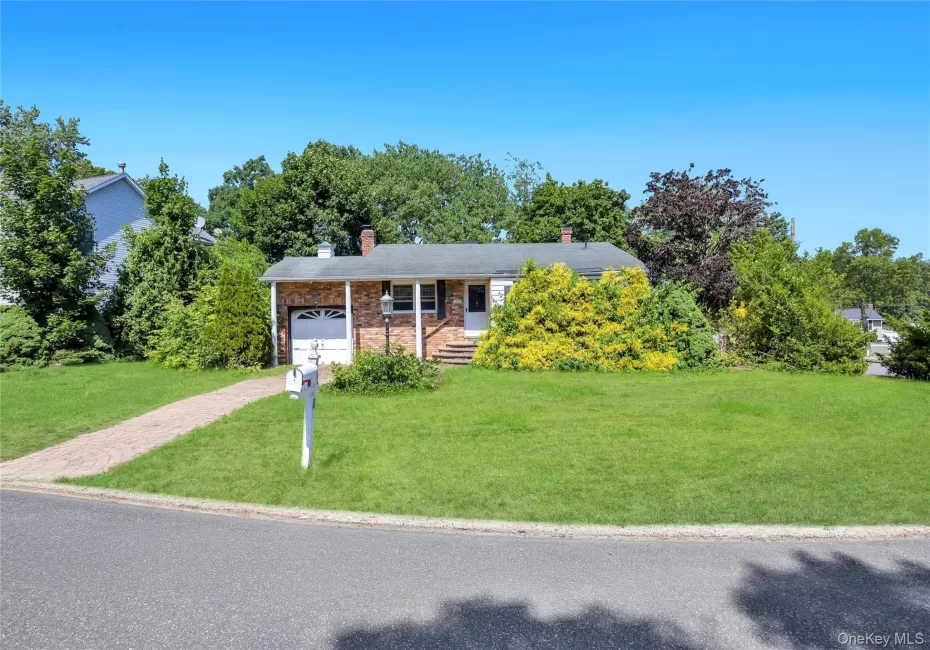 3 Victor Avenue, Brookhaven, NY, 3 Bedrooms Bedrooms, 6 Rooms Rooms,1 BathroomBathrooms,Residential,For Rent,Victor,0,1022538 3 Victor Avenue, Brookhaven, NY, 3 Bedrooms Bedrooms, 6 Rooms Rooms,1 BathroomBathrooms,Residential,For Rent,Victor,0,1022538