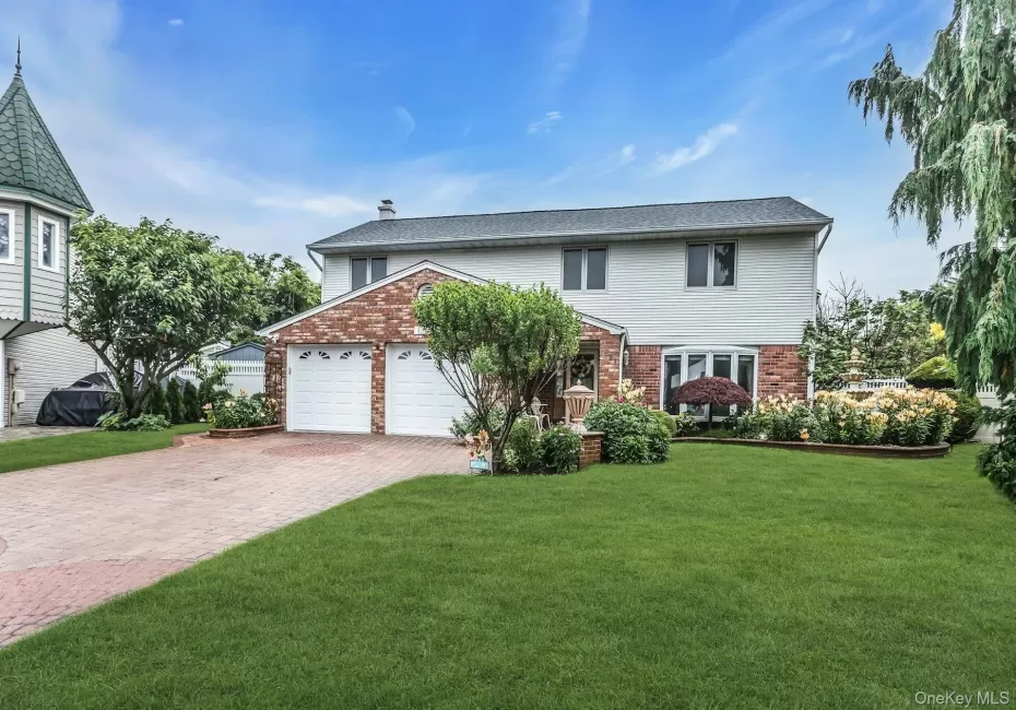 3901 Jane Court, Oyster Bay, NY, 4 Bedrooms Bedrooms, 8 Rooms Rooms,2 BathroomsBathrooms,Residential,For Rent,Jane,0,1022582 3901 Jane Court, Oyster Bay, NY, 4 Bedrooms Bedrooms, 8 Rooms Rooms,2 BathroomsBathrooms,Residential,For Rent,Jane,0,1022582