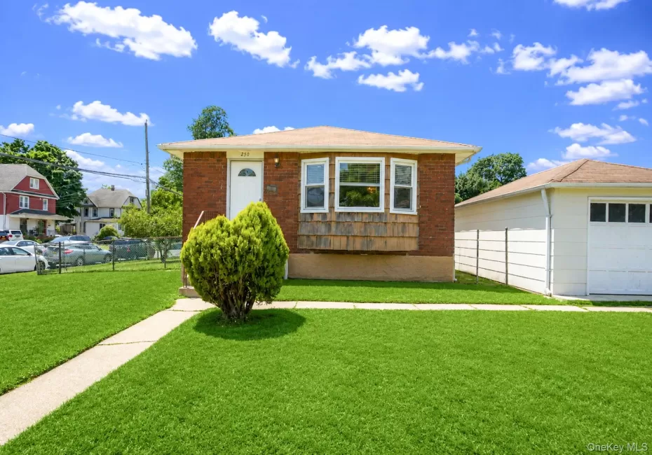 250 Church Street, Hempstead, NY, 3 Bedrooms Bedrooms, 7 Rooms Rooms,2 BathroomsBathrooms,Residential,For Rent,Church,0,1020340 250 Church Street, Hempstead, NY, 3 Bedrooms Bedrooms, 7 Rooms Rooms,2 BathroomsBathrooms,Residential,For Rent,Church,0,1020340