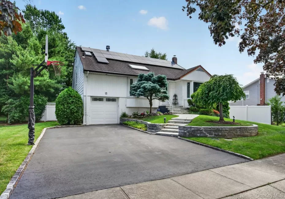 15 Ulster Drive, Oyster Bay, NY, 4 Bedrooms Bedrooms, 9 Rooms Rooms,3 BathroomsBathrooms,Residential,For Rent,Ulster,0,1020804 15 Ulster Drive, Oyster Bay, NY, 4 Bedrooms Bedrooms, 9 Rooms Rooms,3 BathroomsBathrooms,Residential,For Rent,Ulster,0,1020804