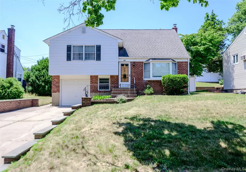 87 Central Park Road, Oyster Bay, NY, 3 Bedrooms Bedrooms, 8 Rooms Rooms,1 BathroomBathrooms,Residential,For Rent,Central Park,0,1021983 87 Central Park Road, Oyster Bay, NY, 3 Bedrooms Bedrooms, 8 Rooms Rooms,1 BathroomBathrooms,Residential,For Rent,Central Park,0,1021983