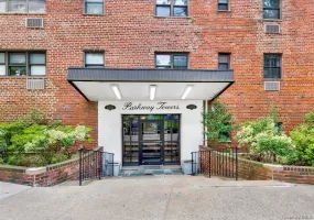 1910 Pelham Parkway, New York, NY, 2 Bedrooms Bedrooms, 4 Rooms Rooms,1 BathroomBathrooms,Residential,For Rent,Pelham,0,934567 1910 Pelham Parkway, New York, NY, 2 Bedrooms Bedrooms, 4 Rooms Rooms,1 BathroomBathrooms,Residential,For Rent,Pelham,0,934567