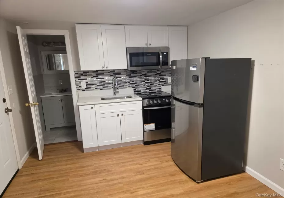 41 Gibbs Road, Islip, NY, 1 Bedroom Bedrooms, 3 Rooms Rooms,1 BathroomBathrooms,Residential Lease,For Rent,Gibbs,0,954255 41 Gibbs Road, Islip, NY, 1 Bedroom Bedrooms, 3 Rooms Rooms,1 BathroomBathrooms,Residential Lease,For Rent,Gibbs,0,954255