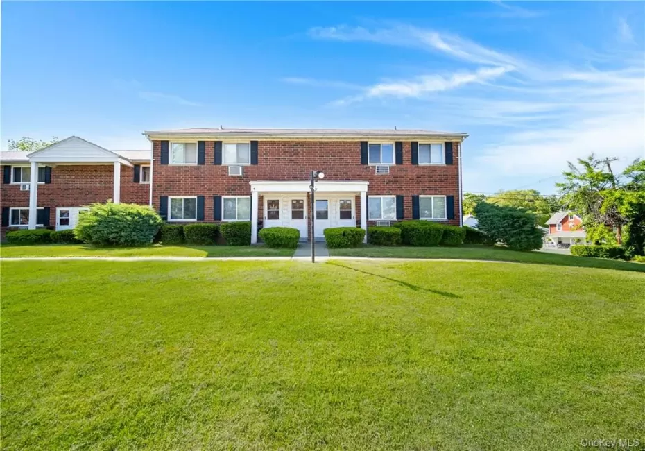 44 Manor Drive, Cornwall, NY, 2 Bedrooms Bedrooms, 5 Rooms Rooms,1 BathroomBathrooms,Residential,For Rent,Manor,0,1017804 44 Manor Drive, Cornwall, NY, 2 Bedrooms Bedrooms, 5 Rooms Rooms,1 BathroomBathrooms,Residential,For Rent,Manor,0,1017804