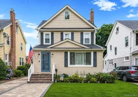 159 Iris Avenue, Hempstead, NY, 3 Bedrooms Bedrooms, 8 Rooms Rooms,2 BathroomsBathrooms,Residential,For Rent,Iris,0,1017960 159 Iris Avenue, Hempstead, NY, 3 Bedrooms Bedrooms, 8 Rooms Rooms,2 BathroomsBathrooms,Residential,For Rent,Iris,0,1017960