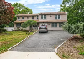 404 Bicycle Path, Brookhaven, NY, 6 Bedrooms Bedrooms, 13 Rooms Rooms,3 BathroomsBathrooms,Residential,For Rent,Bicycle,0,1017623 404 Bicycle Path, Brookhaven, NY, 6 Bedrooms Bedrooms, 13 Rooms Rooms,3 BathroomsBathrooms,Residential,For Rent,Bicycle,0,1017623