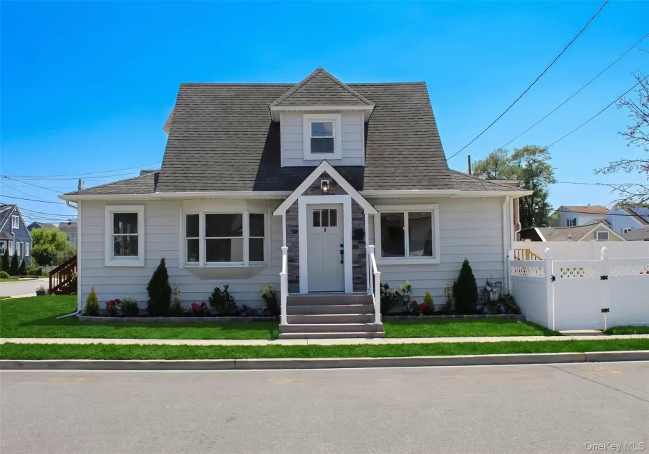 9 Franklin Street, Hempstead, NY, 2 Bedrooms Bedrooms, 6 Rooms Rooms,2 BathroomsBathrooms,Residential,For Rent,Franklin,0,1022225 9 Franklin Street, Hempstead, NY, 2 Bedrooms Bedrooms, 6 Rooms Rooms,2 BathroomsBathrooms,Residential,For Rent,Franklin,0,1022225