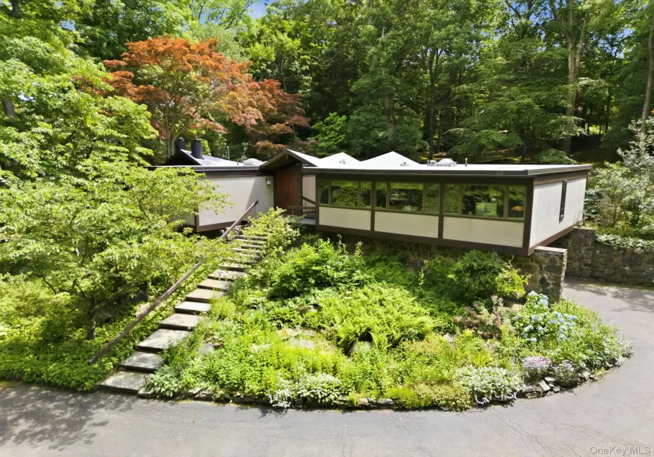 670 Long Hill Road, Ossining, NY, 4 Bedrooms Bedrooms, 8 Rooms Rooms,2 BathroomsBathrooms,Residential,For Rent,Long Hill,0,1019928 670 Long Hill Road, Ossining, NY, 4 Bedrooms Bedrooms, 8 Rooms Rooms,2 BathroomsBathrooms,Residential,For Rent,Long Hill,0,1019928