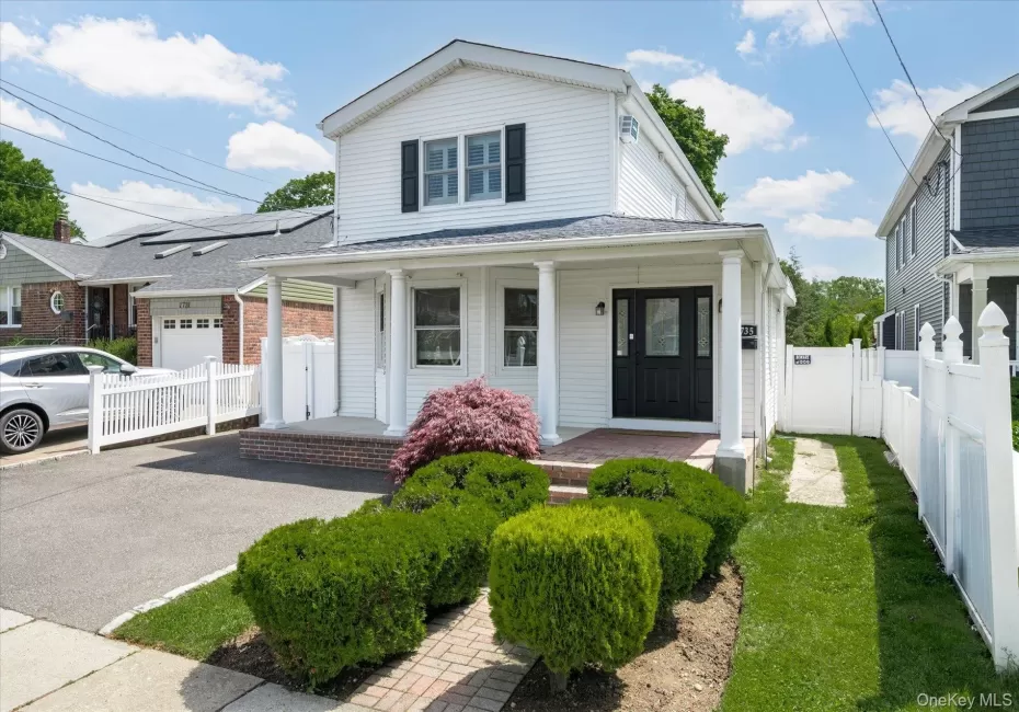 1735 Washington Avenue, Hempstead, NY, 3 Bedrooms Bedrooms, 8 Rooms Rooms,3 BathroomsBathrooms,Residential,For Rent,Washington,0,1004917 1735 Washington Avenue, Hempstead, NY, 3 Bedrooms Bedrooms, 8 Rooms Rooms,3 BathroomsBathrooms,Residential,For Rent,Washington,0,1004917