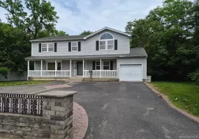 25 Mount Avenue, Babylon, NY, 4 Bedrooms Bedrooms, 8 Rooms Rooms,3 BathroomsBathrooms,Residential,For Rent,Mount,0,1011254 25 Mount Avenue, Babylon, NY, 4 Bedrooms Bedrooms, 8 Rooms Rooms,3 BathroomsBathrooms,Residential,For Rent,Mount,0,1011254