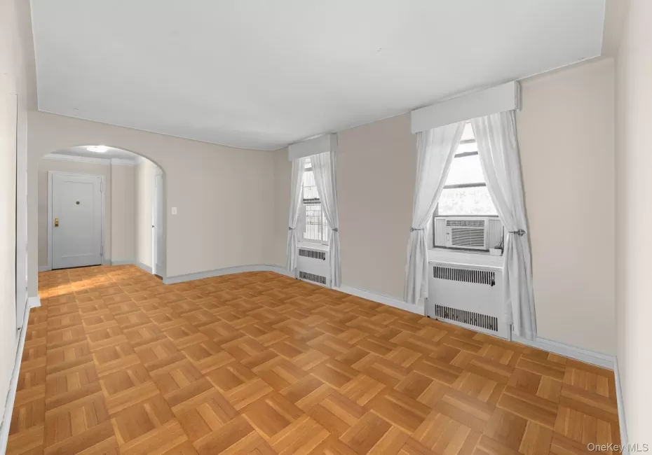 8380 118th st, New York, NY, 5 Rooms Rooms,1 BathroomBathrooms,Residential,For Rent,118th st,0,1022773 8380 118th st, New York, NY, 5 Rooms Rooms,1 BathroomBathrooms,Residential,For Rent,118th st,0,1022773