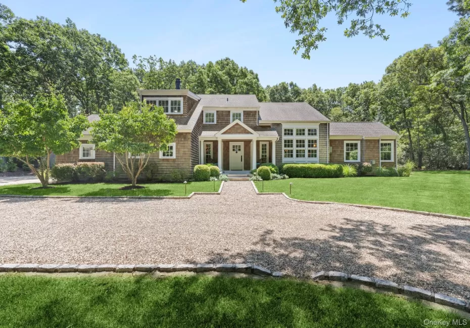22 Spring Lane, Southampton, NY, 4 Bedrooms Bedrooms, 14 Rooms Rooms,3 BathroomsBathrooms,Residential,For Rent,Spring,0,1022870 22 Spring Lane, Southampton, NY, 4 Bedrooms Bedrooms, 14 Rooms Rooms,3 BathroomsBathrooms,Residential,For Rent,Spring,0,1022870