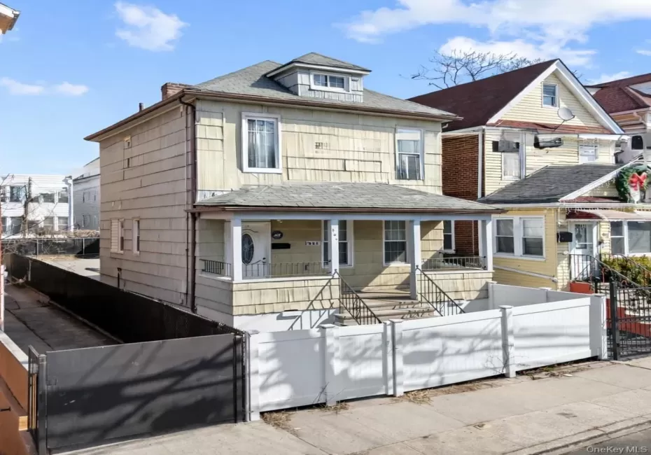 831 224th Street, New York, NY, 3 Bedrooms Bedrooms, 9 Rooms Rooms,2 BathroomsBathrooms,Residential,For Rent,224th,0,1023088 831 224th Street, New York, NY, 3 Bedrooms Bedrooms, 9 Rooms Rooms,2 BathroomsBathrooms,Residential,For Rent,224th,0,1023088