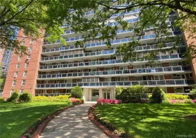 98-05 63 Road, New York, NY, 2 Rooms Rooms,1 BathroomBathrooms,Residential,For Rent,63,0,1022889 98-05 63 Road, New York, NY, 2 Rooms Rooms,1 BathroomBathrooms,Residential,For Rent,63,0,1022889