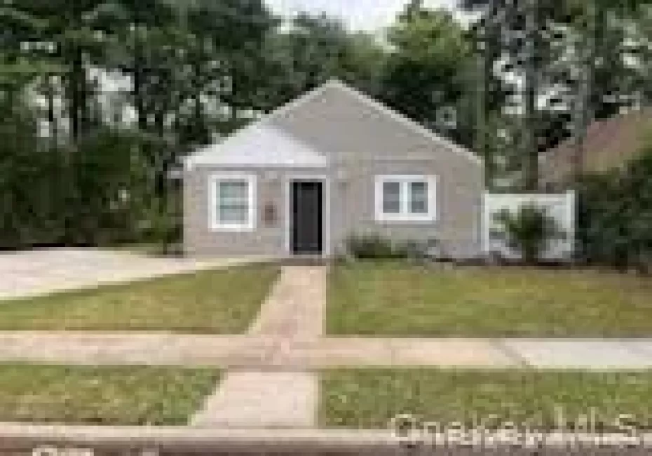 44 Commander Avenue, Hempstead, NY, 2 Bedrooms Bedrooms, 5 Rooms Rooms,1 BathroomBathrooms,Residential,For Rent,Commander,0,1022802 44 Commander Avenue, Hempstead, NY, 2 Bedrooms Bedrooms, 5 Rooms Rooms,1 BathroomBathrooms,Residential,For Rent,Commander,0,1022802