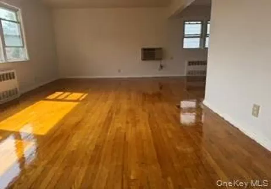 77 34 162nd Street, New York, NY, 3 Bedrooms Bedrooms, 7 Rooms Rooms,1 BathroomBathrooms,Residential Lease,For Rent,162nd,0,1003567 77 34 162nd Street, New York, NY, 3 Bedrooms Bedrooms, 7 Rooms Rooms,1 BathroomBathrooms,Residential Lease,For Rent,162nd,0,1003567