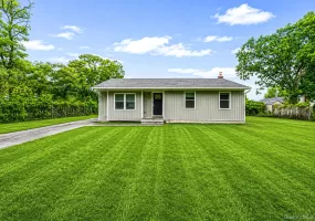 18 Jackson Street, Babylon, NY, 3 Bedrooms Bedrooms, 9 Rooms Rooms,2 BathroomsBathrooms,Residential,For Rent,Jackson,0,1023107 18 Jackson Street, Babylon, NY, 3 Bedrooms Bedrooms, 9 Rooms Rooms,2 BathroomsBathrooms,Residential,For Rent,Jackson,0,1023107