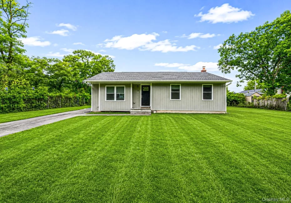 18 Jackson Street, Babylon, NY, 3 Bedrooms Bedrooms, 9 Rooms Rooms,2 BathroomsBathrooms,Residential,For Rent,Jackson,0,1023107 18 Jackson Street, Babylon, NY, 3 Bedrooms Bedrooms, 9 Rooms Rooms,2 BathroomsBathrooms,Residential,For Rent,Jackson,0,1023107