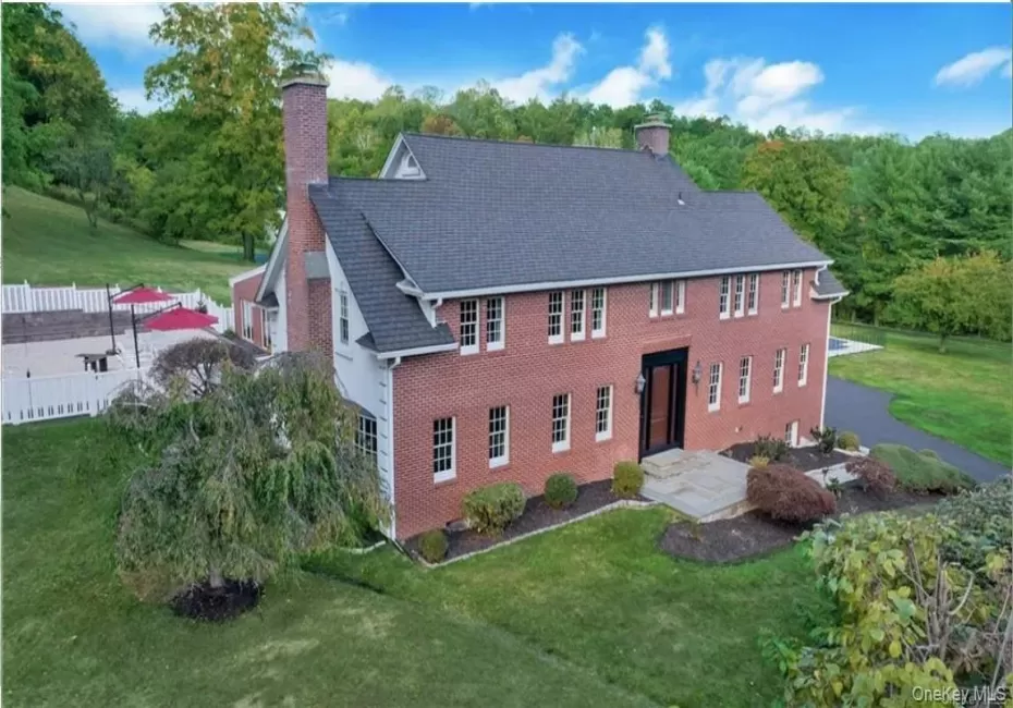 235 Bear Ridge Road, Mount Pleasant, NY, 6 Bedrooms Bedrooms, 14 Rooms Rooms,4 BathroomsBathrooms,Residential,For Rent,Bear Ridge,0,944741 235 Bear Ridge Road, Mount Pleasant, NY, 6 Bedrooms Bedrooms, 14 Rooms Rooms,4 BathroomsBathrooms,Residential,For Rent,Bear Ridge,0,944741
