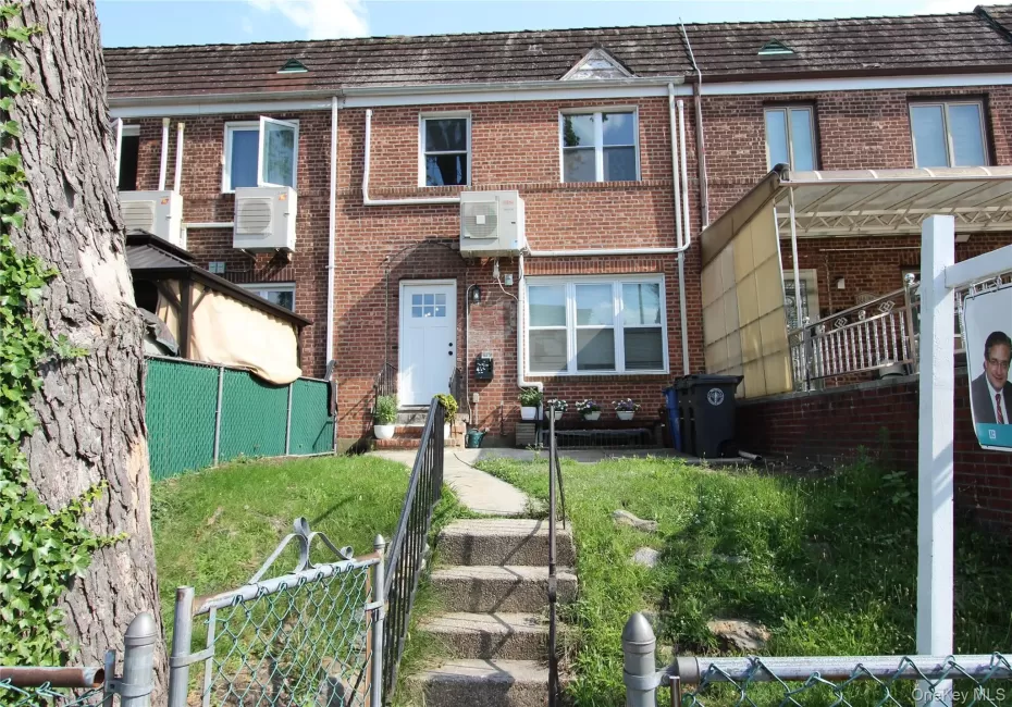 14436 77th Avenue, New York, NY, 4 Bedrooms Bedrooms, 9 Rooms Rooms,1 BathroomBathrooms,Residential,For Rent,77th,0,991446 14436 77th Avenue, New York, NY, 4 Bedrooms Bedrooms, 9 Rooms Rooms,1 BathroomBathrooms,Residential,For Rent,77th,0,991446
