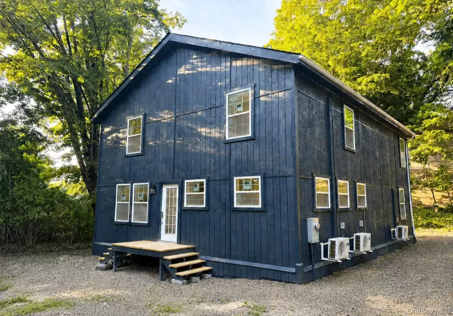 12 Enderly Lane, Wawarsing, NY, 4 Bedrooms Bedrooms, 10 Rooms Rooms,3 BathroomsBathrooms,Residential,For Rent,Enderly,0,1015131 12 Enderly Lane, Wawarsing, NY, 4 Bedrooms Bedrooms, 10 Rooms Rooms,3 BathroomsBathrooms,Residential,For Rent,Enderly,0,1015131