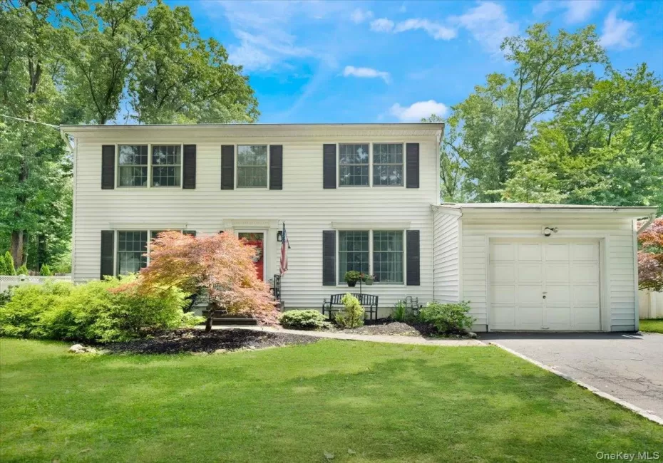 44 Oriole Street, Orangetown, NY, 3 Bedrooms Bedrooms, 7 Rooms Rooms,2 BathroomsBathrooms,Residential,For Rent,Oriole,0,1020660 44 Oriole Street, Orangetown, NY, 3 Bedrooms Bedrooms, 7 Rooms Rooms,2 BathroomsBathrooms,Residential,For Rent,Oriole,0,1020660