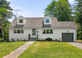 11 Hollow Drive, Clarkstown, NY, 4 Bedrooms Bedrooms, 9 Rooms Rooms,2 BathroomsBathrooms,Residential,For Rent,Hollow,0,1019226 11 Hollow Drive, Clarkstown, NY, 4 Bedrooms Bedrooms, 9 Rooms Rooms,2 BathroomsBathrooms,Residential,For Rent,Hollow,0,1019226