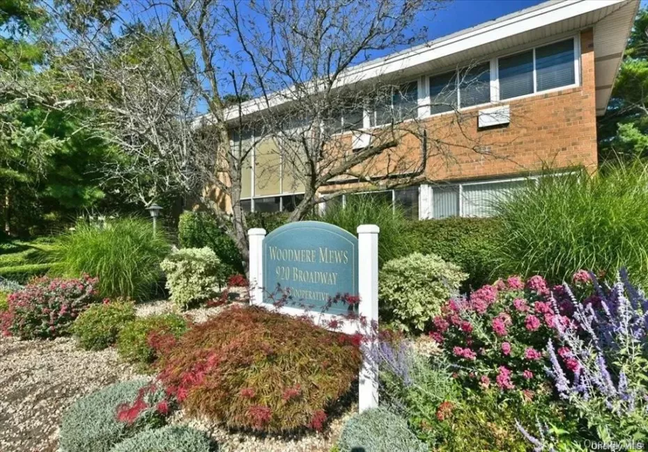 920 Broadway, Hempstead, NY, 2 Bedrooms Bedrooms, 5 Rooms Rooms,1 BathroomBathrooms,Residential,For Rent,Broadway,0,1020550 920 Broadway, Hempstead, NY, 2 Bedrooms Bedrooms, 5 Rooms Rooms,1 BathroomBathrooms,Residential,For Rent,Broadway,0,1020550
