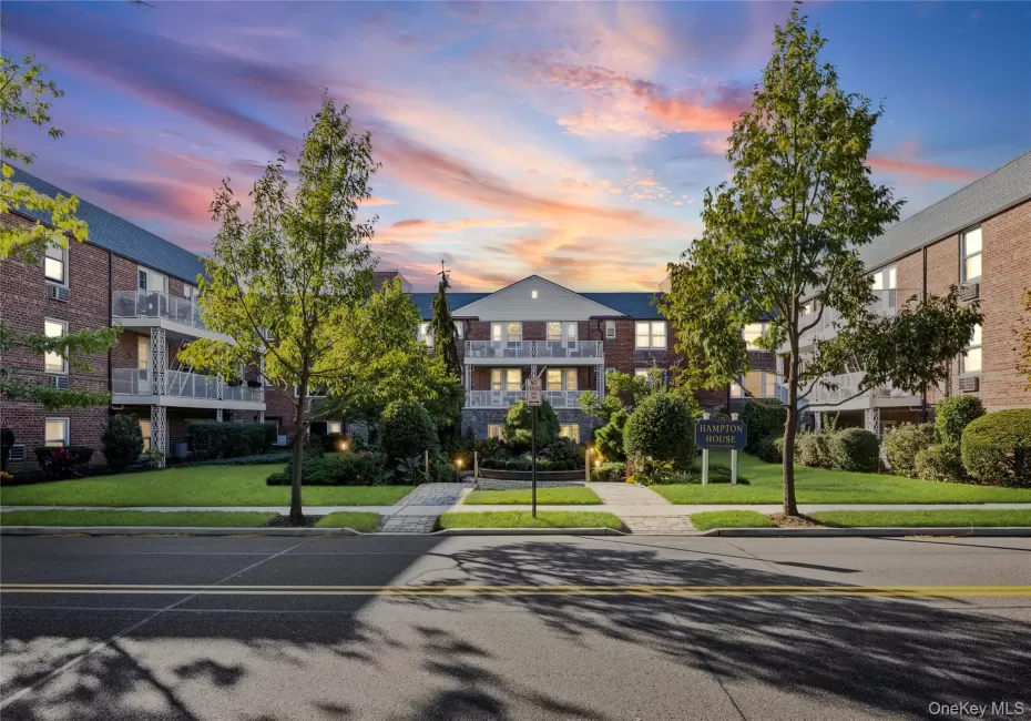 120 Morris Avenue, Hempstead, NY, 2 Bedrooms Bedrooms, 4 Rooms Rooms,2 BathroomsBathrooms,Residential,For Rent,Morris,0,1022440 120 Morris Avenue, Hempstead, NY, 2 Bedrooms Bedrooms, 4 Rooms Rooms,2 BathroomsBathrooms,Residential,For Rent,Morris,0,1022440