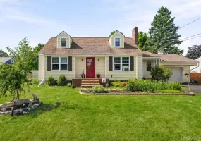 13 Calmer Place, Hyde Park, NY, 4 Bedrooms Bedrooms, 8 Rooms Rooms,1 BathroomBathrooms,Residential,For Rent,Calmer,0,1022909 13 Calmer Place, Hyde Park, NY, 4 Bedrooms Bedrooms, 8 Rooms Rooms,1 BathroomBathrooms,Residential,For Rent,Calmer,0,1022909
