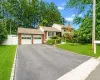 11 Carrol Place, Huntington, NY, 5 Bedrooms Bedrooms, 10 Rooms Rooms,2 BathroomsBathrooms,Residential,For Rent,Carrol,0,1022110 11 Carrol Place, Huntington, NY, 5 Bedrooms Bedrooms, 10 Rooms Rooms,2 BathroomsBathrooms,Residential,For Rent,Carrol,0,1022110