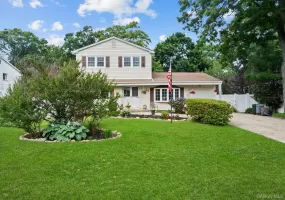 38 Pamlico Avenue, Islip, NY, 4 Bedrooms Bedrooms, 8 Rooms Rooms,2 BathroomsBathrooms,Residential,For Rent,Pamlico,0,1009185 38 Pamlico Avenue, Islip, NY, 4 Bedrooms Bedrooms, 8 Rooms Rooms,2 BathroomsBathrooms,Residential,For Rent,Pamlico,0,1009185