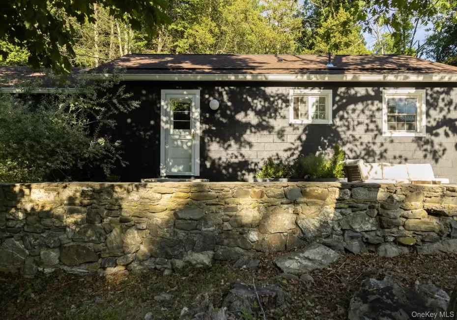 2846 Route 82, Pleasant Valley, NY, 2 Bedrooms Bedrooms, 7 Rooms Rooms,1 BathroomBathrooms,Residential,For Rent,Route 82,0,1019932 2846 Route 82, Pleasant Valley, NY, 2 Bedrooms Bedrooms, 7 Rooms Rooms,1 BathroomBathrooms,Residential,For Rent,Route 82,0,1019932