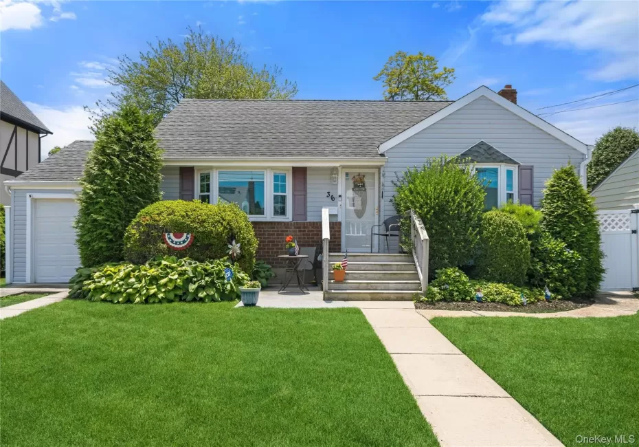 36 Liszt Street, Oyster Bay, NY, 2 Bedrooms Bedrooms, 5 Rooms Rooms,1 BathroomBathrooms,Residential,For Rent,Liszt,0,1022152 36 Liszt Street, Oyster Bay, NY, 2 Bedrooms Bedrooms, 5 Rooms Rooms,1 BathroomBathrooms,Residential,For Rent,Liszt,0,1022152