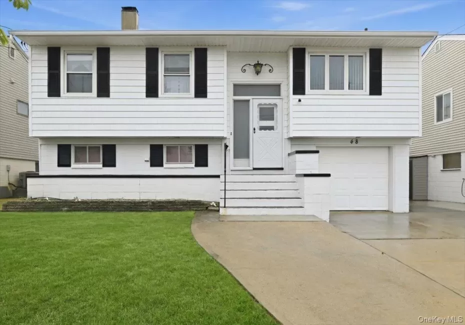 48 1st Street, Hempstead, NY, 3 Bedrooms Bedrooms, 8 Rooms Rooms,2 BathroomsBathrooms,Residential,For Rent,1st,0,1023066 48 1st Street, Hempstead, NY, 3 Bedrooms Bedrooms, 8 Rooms Rooms,2 BathroomsBathrooms,Residential,For Rent,1st,0,1023066